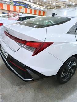 هیوندای ئەلەنترا